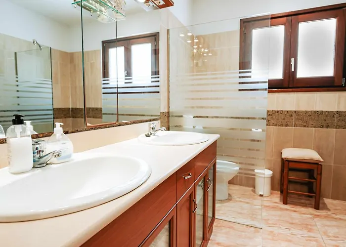 Cal Nano Villa *